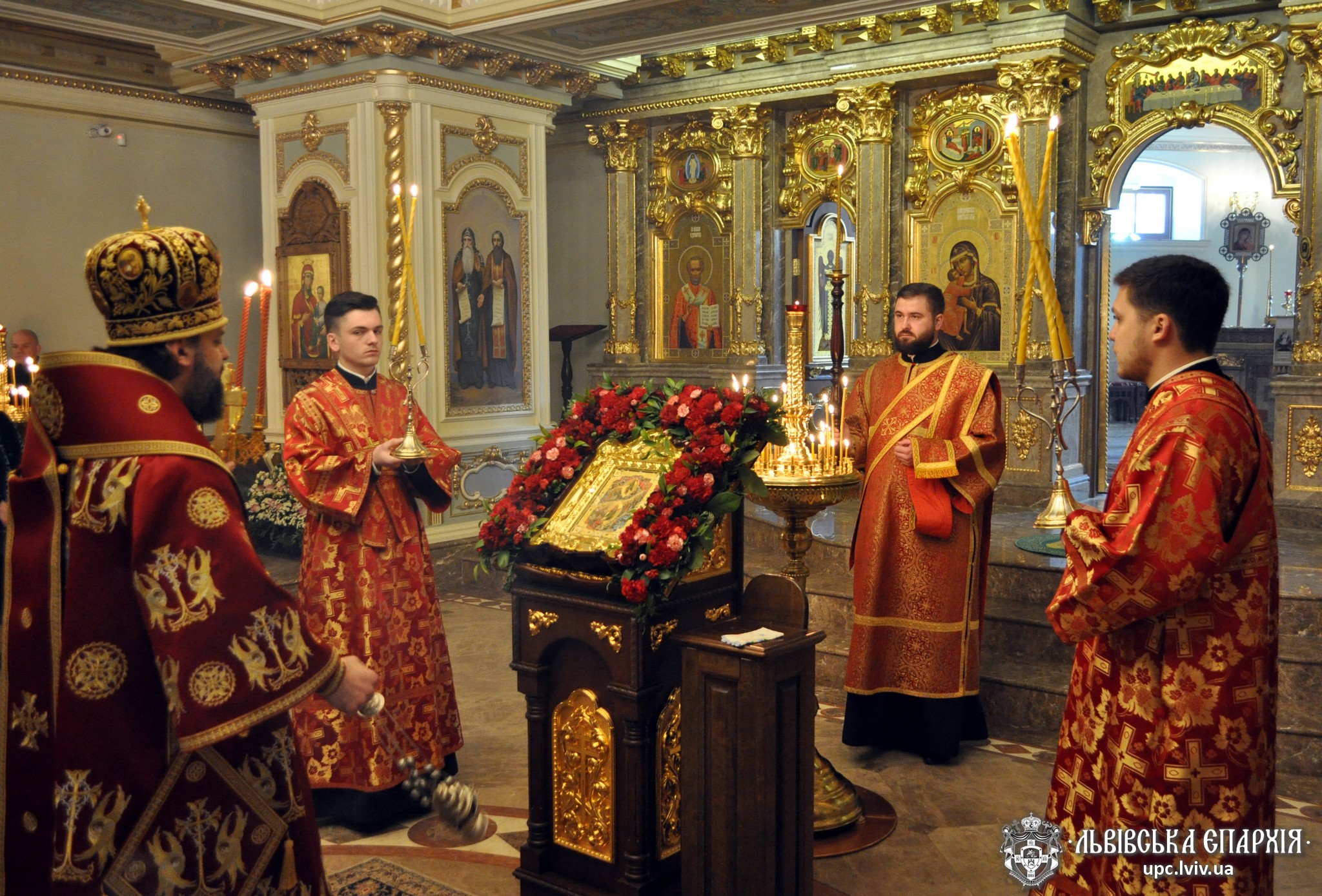 У день Антипасхи архієпископ Філарет звершив Літургію на парафії прп. Сергія Радонезького в Києві